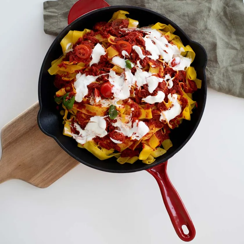 CHRISTIANIA 1739 Støpejernspanne 27cm Rød