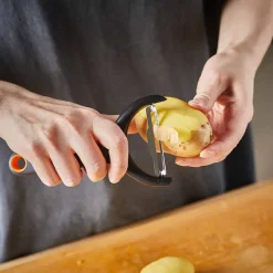 FISKARS Functional Form Skreller Tverrgående Blad Hot