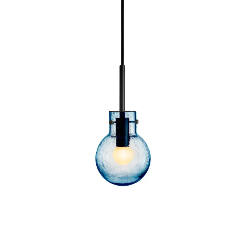 HADELAND GLASSVERK Krystallkule Taklampe Soda Stålblå Clearance
