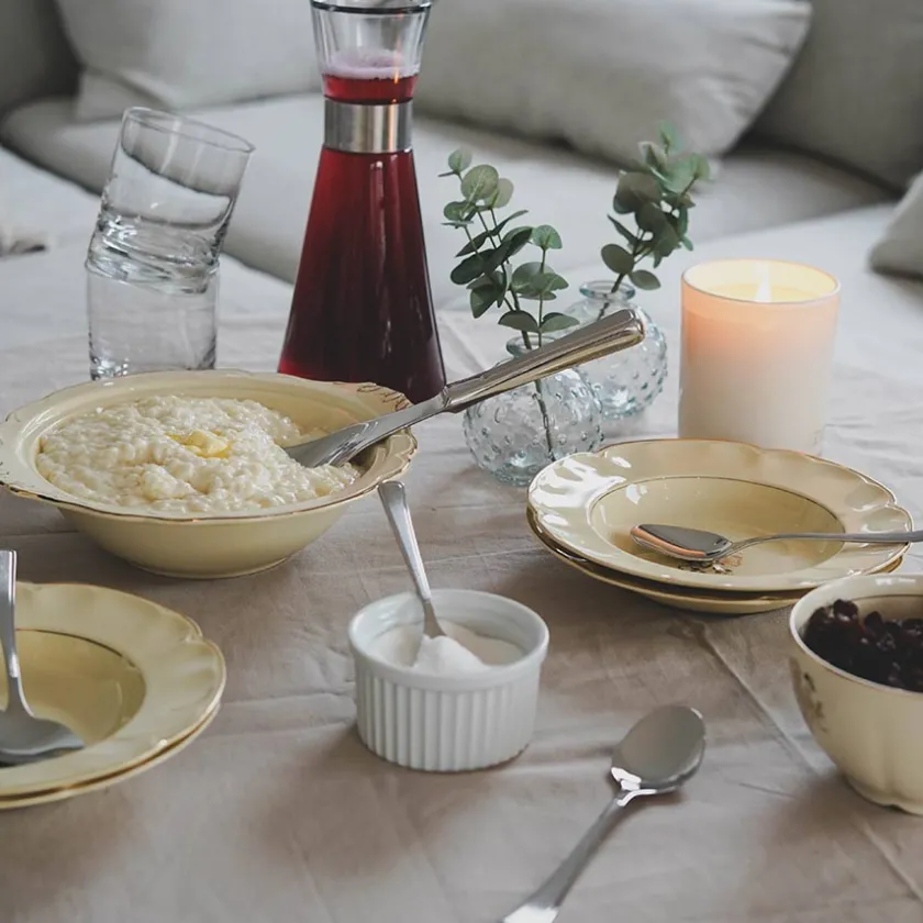 HARDANGER BESTIKK Ramona Grøtsett New