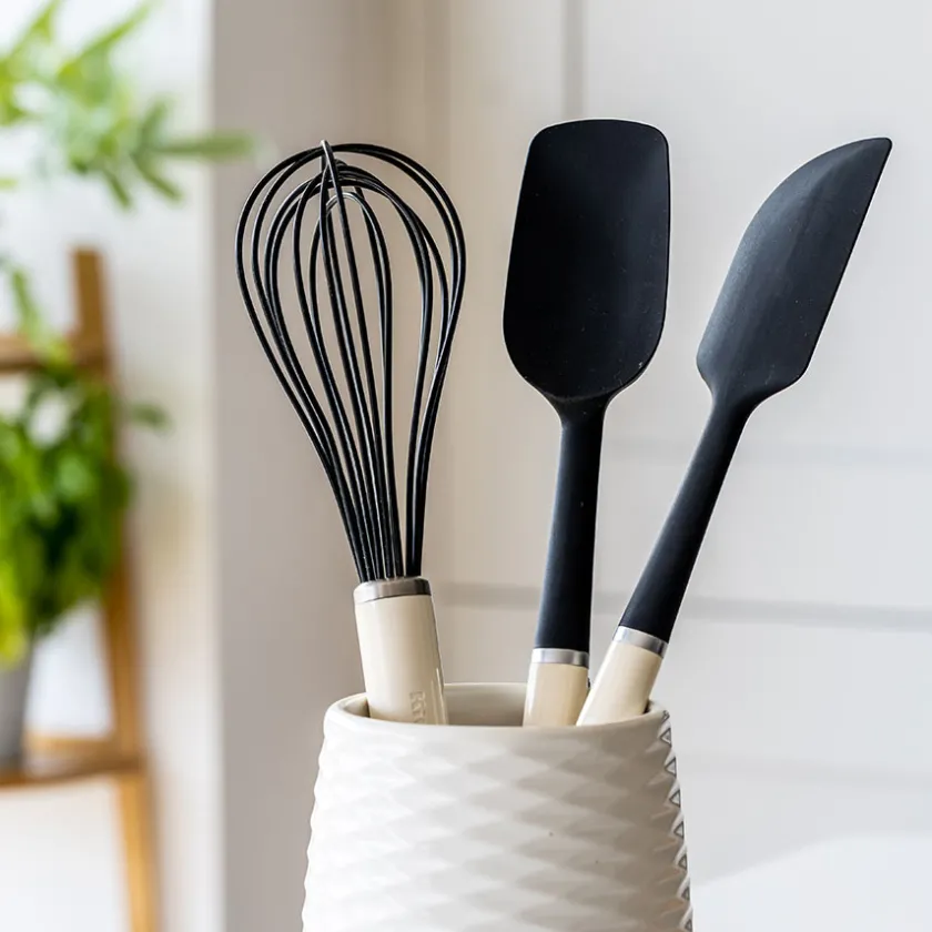 Lifetime Brands Europe ltd KitchenAid Ballongvisp Silikon Krem Clearance