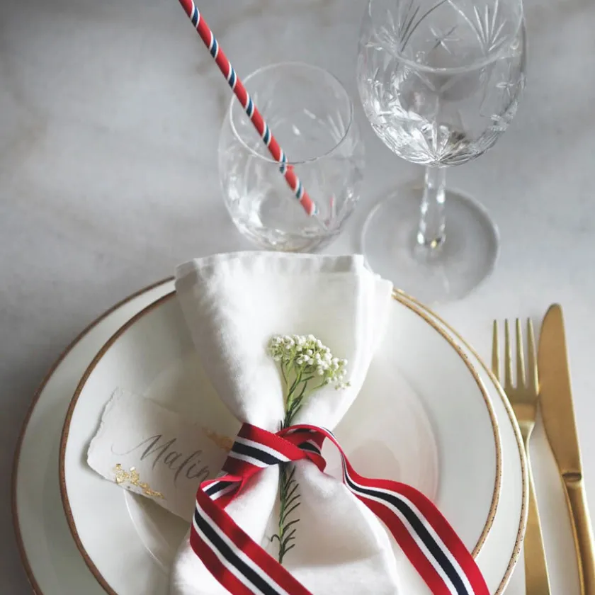 PORSGRUNDS PORSELÆNSFABRIK Porsgrunds Porselænsfabrik Nathalie Gull Tallerken Flat 27 cm Clearance